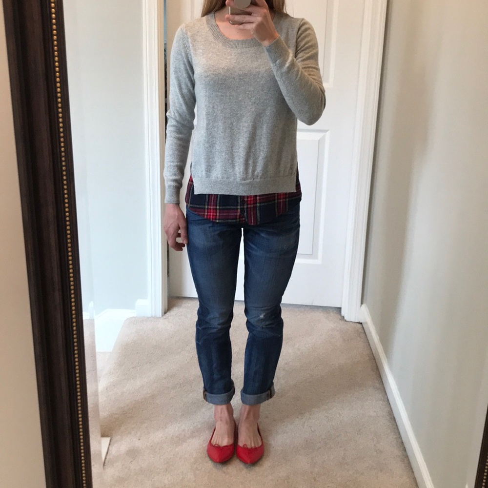 Gray sweater with plaid shirttail